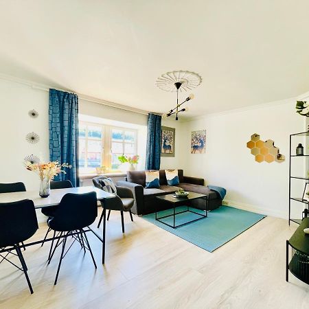 Aday - Modern 2 Bedroom Charming Central Apartment With Public Parking Aalborg Buitenkant foto