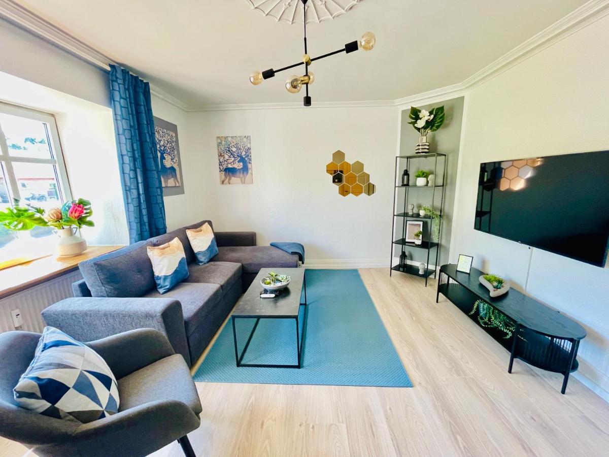 Aday - Modern 2 Bedroom Charming Central Apartment With Public Parking Aalborg Buitenkant foto